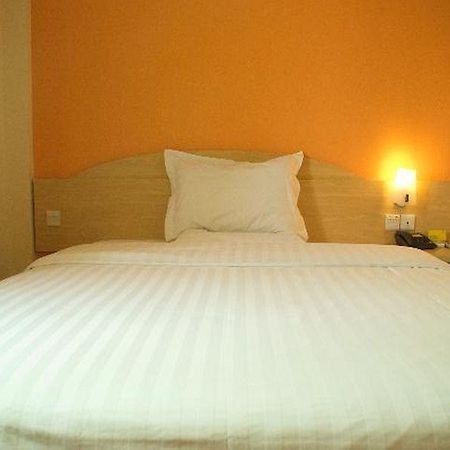 7 Days Inn Shanghai Hongkou Football Stadium Branch Esterno foto